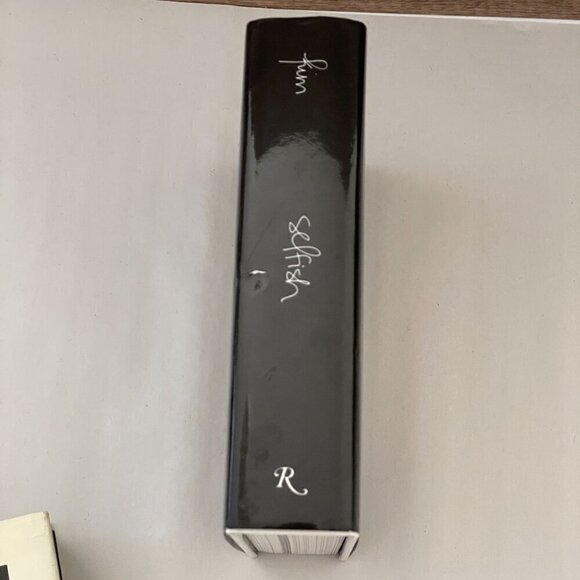 Kim Kardashian West Selfish RARE Black Hardcover Signed Edition Rizzoli 2015 - Picture 4 of 14